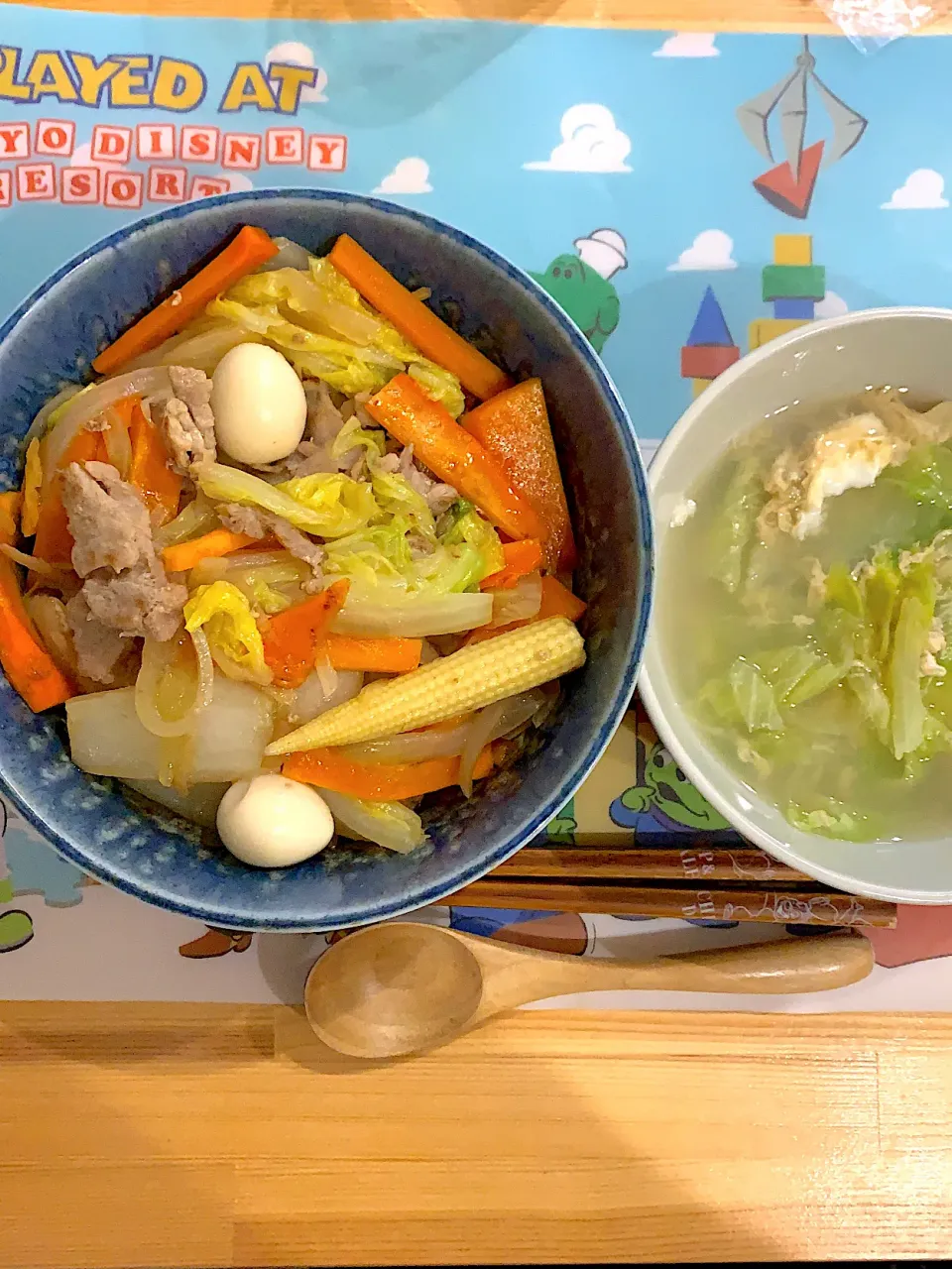 中華丼　&   レタスと卵のスープ|ぺろたんさん