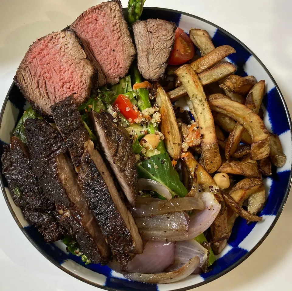 Filet Mignon and Ribeye Steak Slices フィレミニョンとリブアイステーキスライス|Tiffinさん