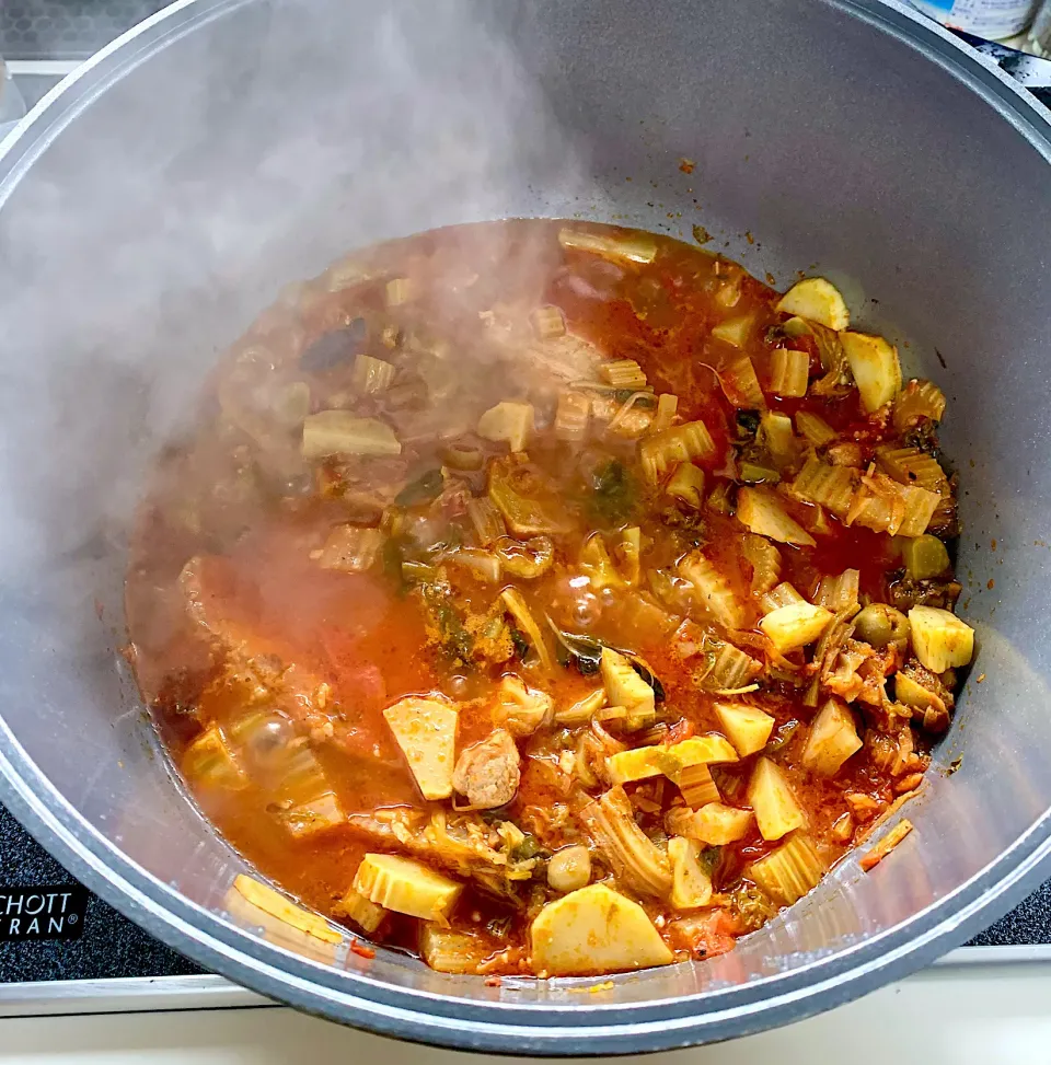 Smothered Pork Chops with Vegetable Gravy|gonbenさん