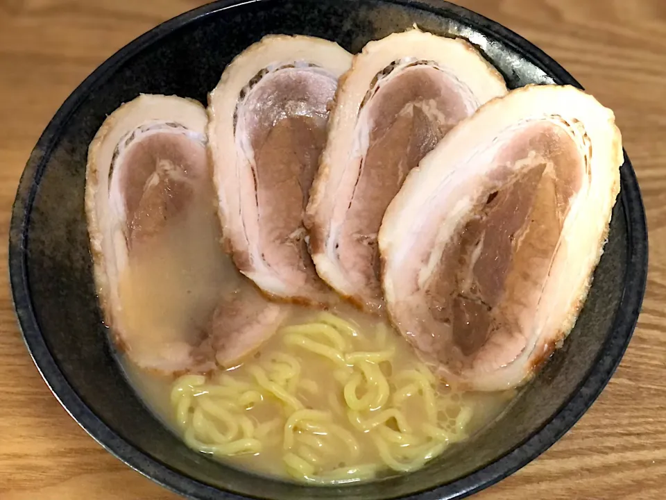 ☆鍋キューブ 鯛と帆立の極みだし鍋を使った魚介豚骨ラーメン|まぁたんさん