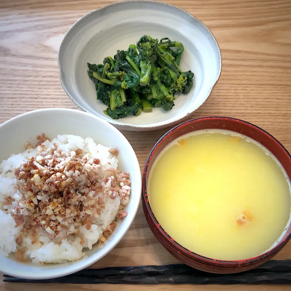 日曜日のお昼ご飯🍚|Jean Nobyさん