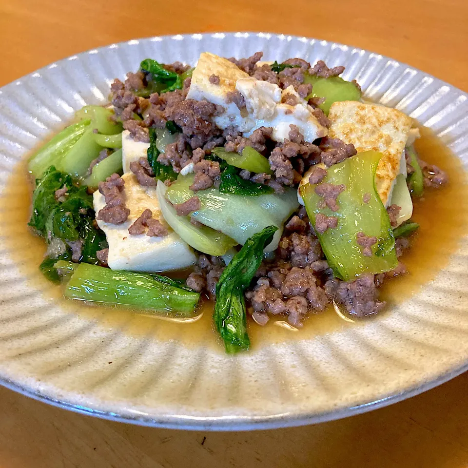 チンゲン菜と豆腐とひき肉の中華炒め|しらたまさん