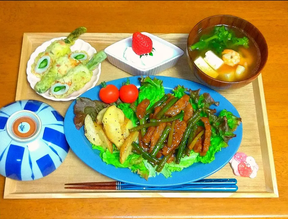 今日の晩ご飯🌃🍴|とししいたけさん