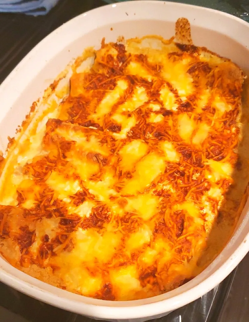 S - Creamy Pearchilada Bake|Shari Weinerさん