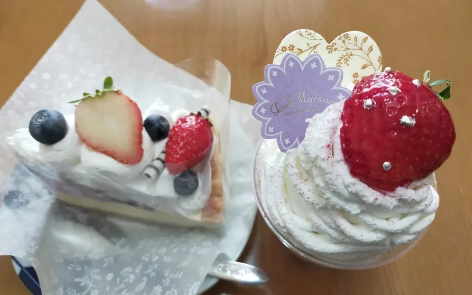 千葉駅構内のケーキ屋にて|フージさん