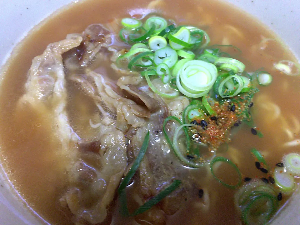 豚肉入みそラーメン|ばーさんさん