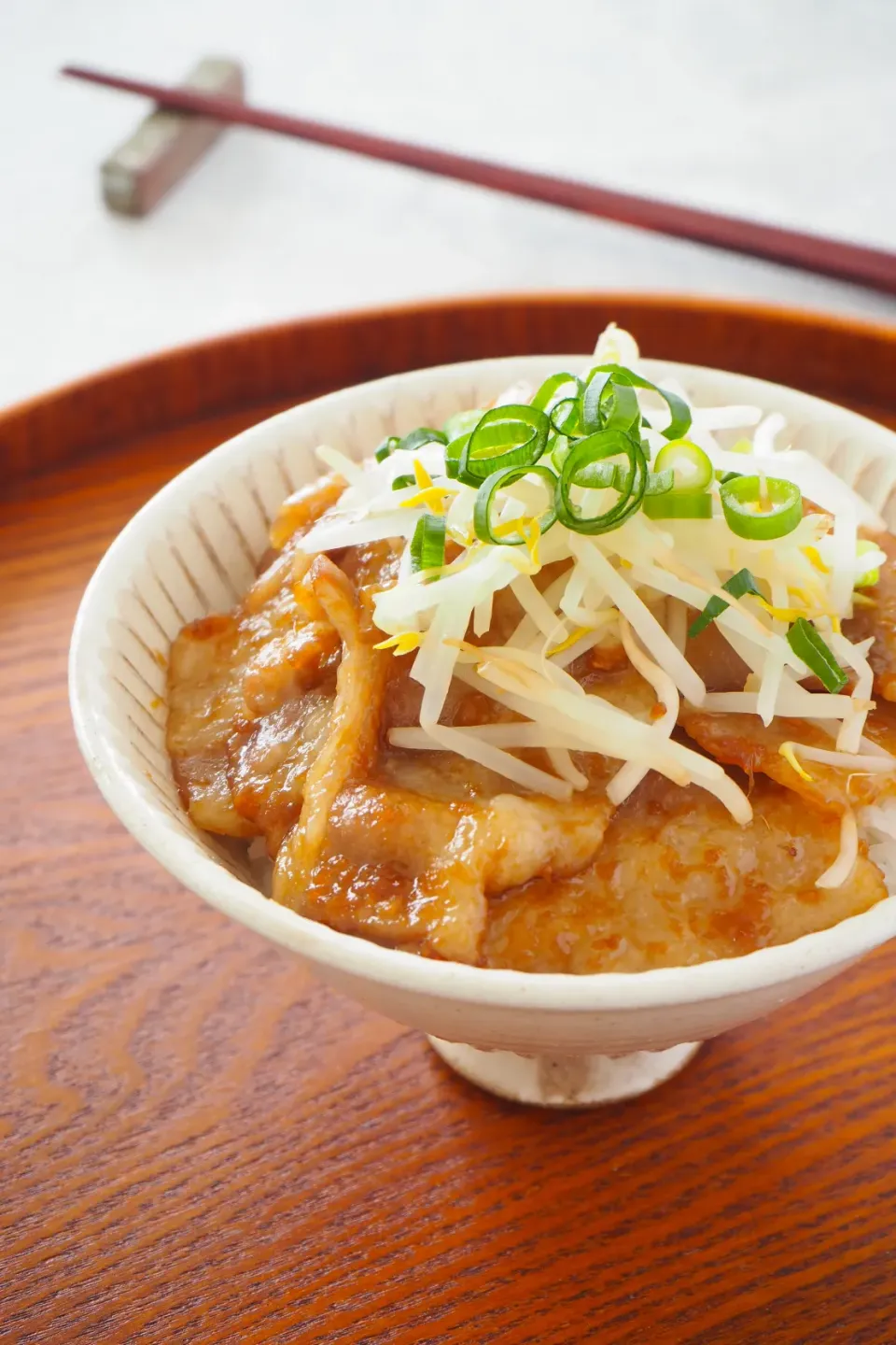 これは危険！ご飯が進みすぎるジューシー豚丼|はらしおりさん