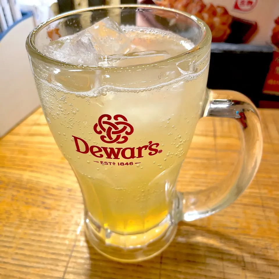 Snapdishの料理写真:レモン酎ハイ|T. Wonderさん