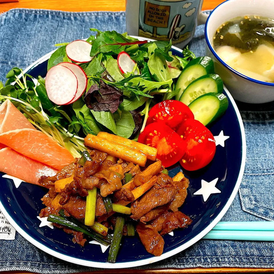 みっこちゃんさんの料理 調味料2つで作る❗️山芋入り青椒肉絲🥗|Laniさん