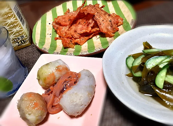 鶏むね肉チップス🐔
里芋&烏賊塩辛
新ワカメ茎酢の物|びせんさん