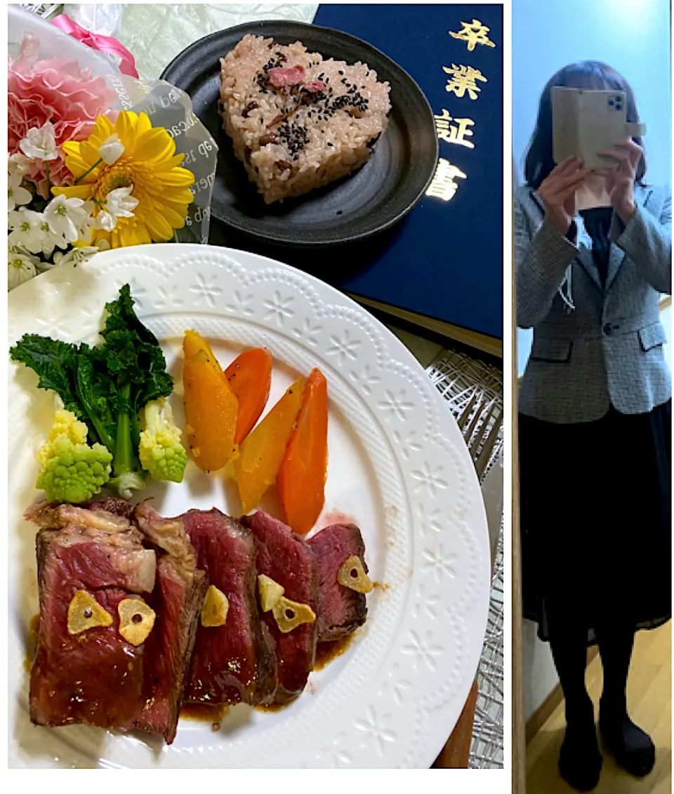 Snapdishの料理写真:娘の高校の卒業式でした🏫👨‍🎓👩‍🎓🌸お赤飯と、ステーキ🥩でお祝いごはん🌸|ぽっちさん