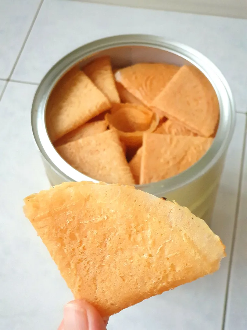 Snapdishの料理写真:CNY Biscuits @ Kuih Kapit|envymaqueenさん