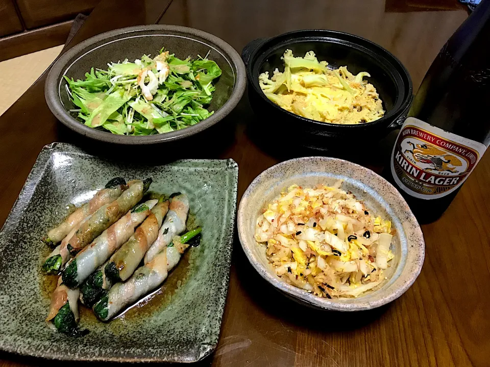 Snapdishの料理写真:2021.3.1 春菊の肉巻き🍻🍻🍻|ゆみずさん