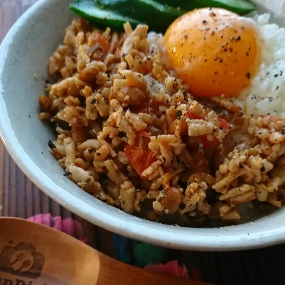 イチロッタさんの卵かけご飯 with スパイシー納豆そぼろ|とだともさん