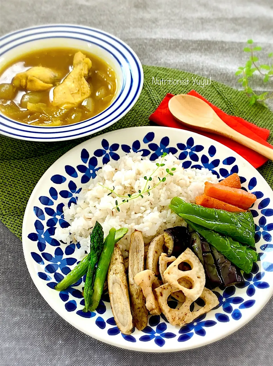 チキンスープカレー＆揚げ野菜|ゆーこどんさん