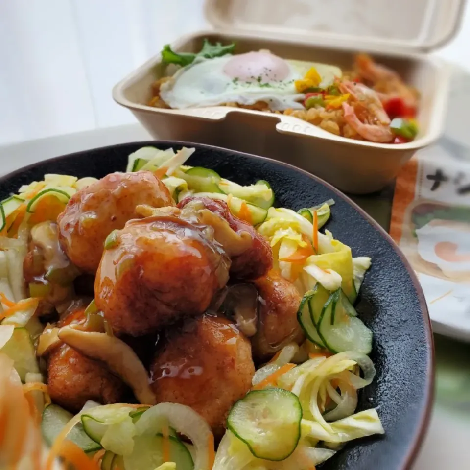 白菜のコールスロー
鶏団子の甘酢あんかけ
新発売のお弁当💛
インドネシアの屋台ごはん
ナシゴレン|みるくここあさん