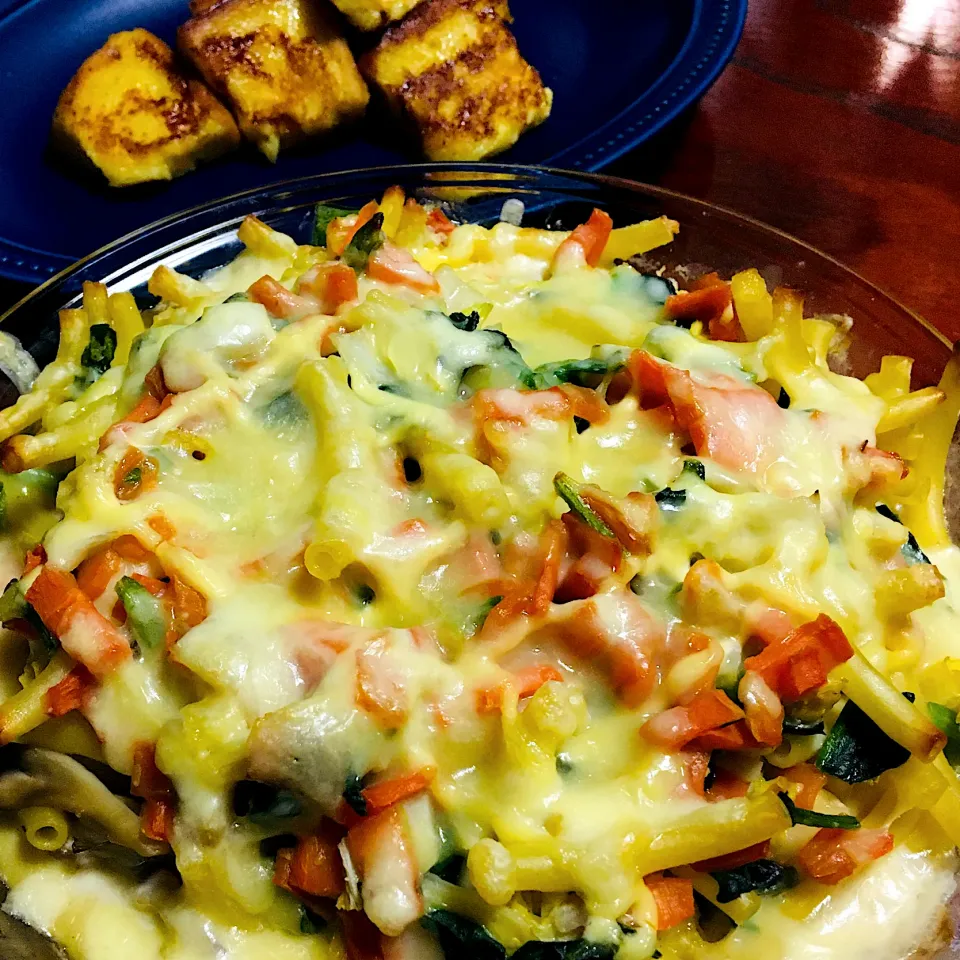 グラタンとフレンチトースト🍞|な。さん