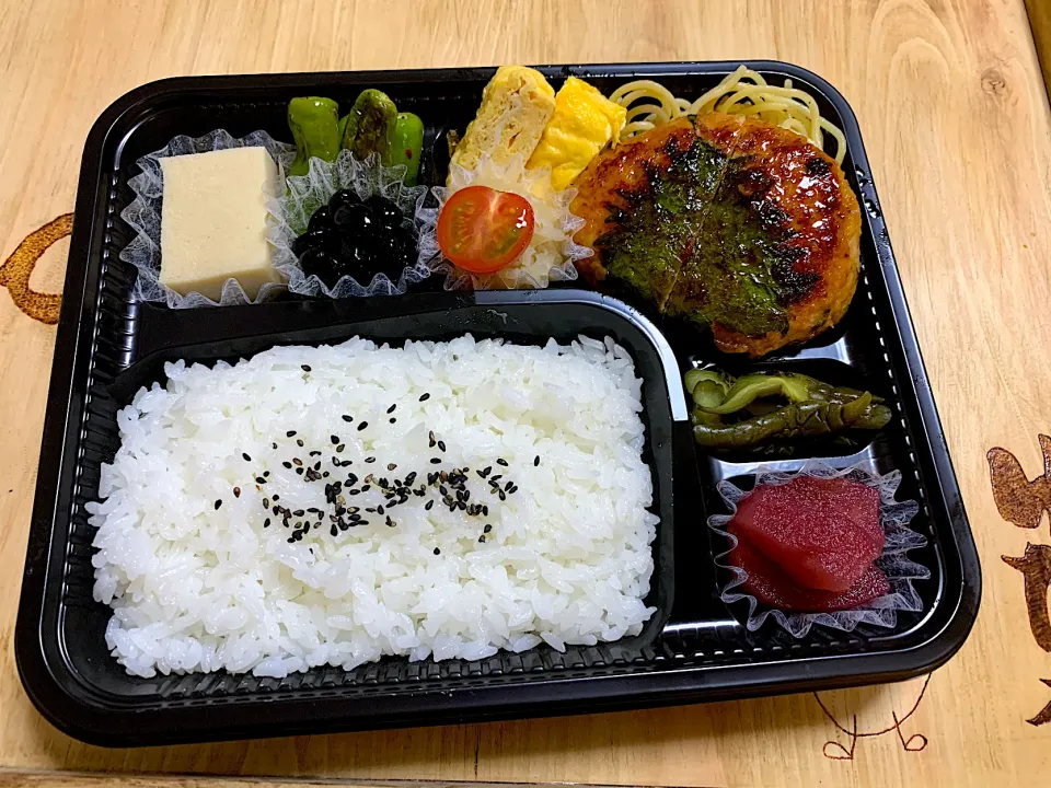 つくねバーグ弁当|kiusoudaiさん