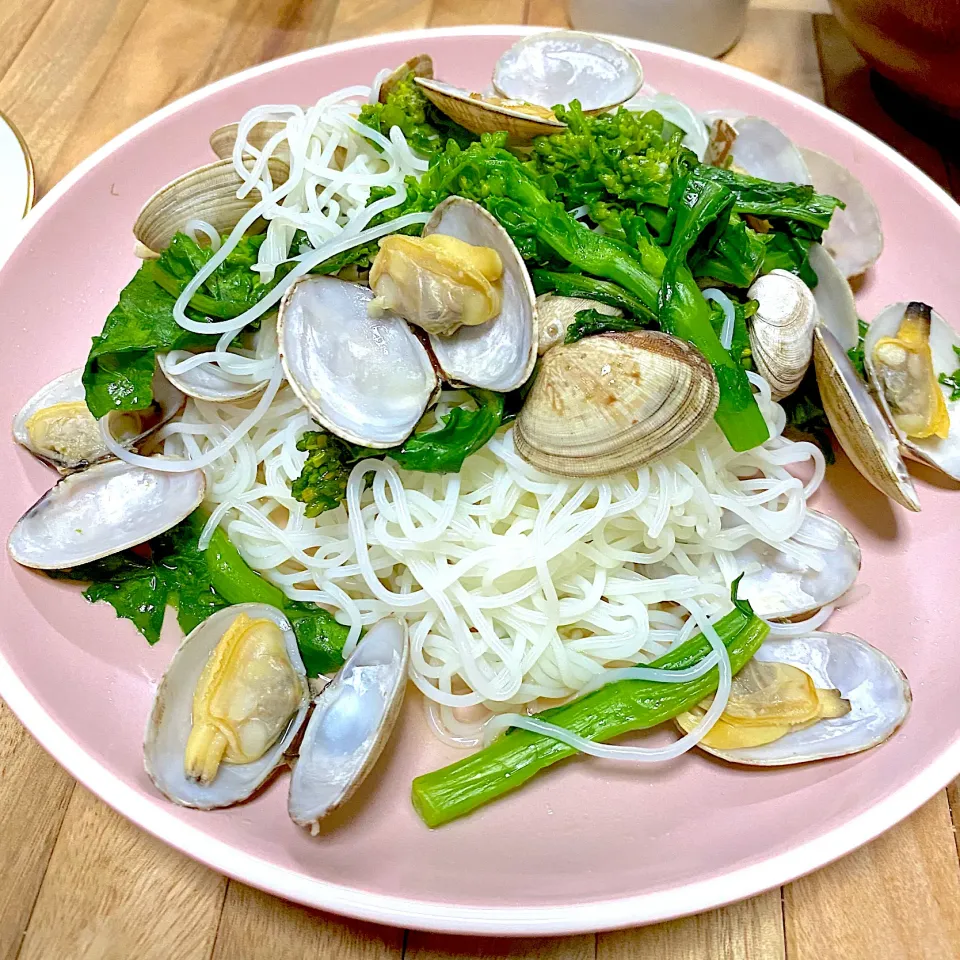 Snapdishの料理写真:🌼菜の花とアサリのパスタ🍝　アサリもお久しぶり！　いいお出汁になりました😊|みずはらさん