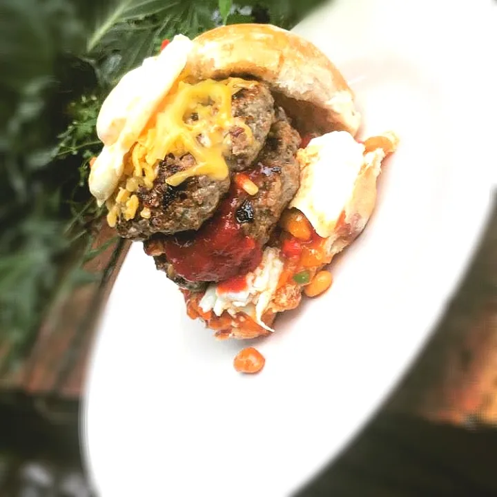 double Shandis beef burger|Siviwe Chef Chainzさん