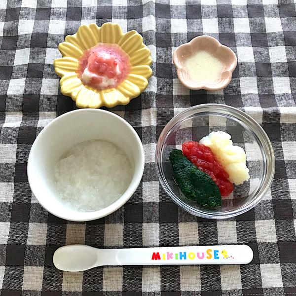 離乳食 野菜3種 高野豆腐ペースト いちごヨーグルト 7倍がゆ Saya Snapdish スナップディッシュ Id Pbfwpa