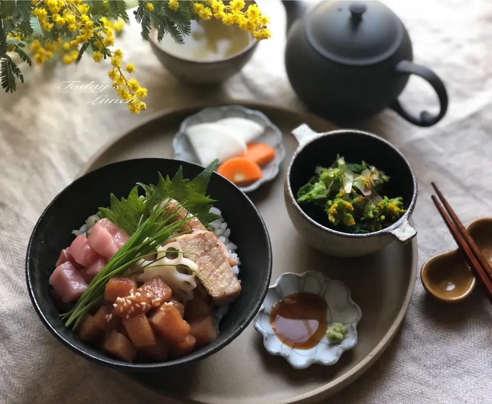 Snapdishの料理写真:マグロの三種盛り丼|まーこまん(@rie_sfm_1007)さん