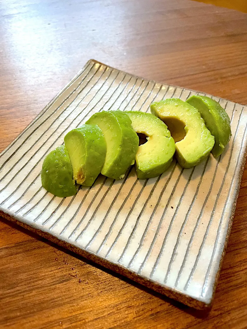 アボカドの味噌と糀甘酒漬け🥑|サマンサさん