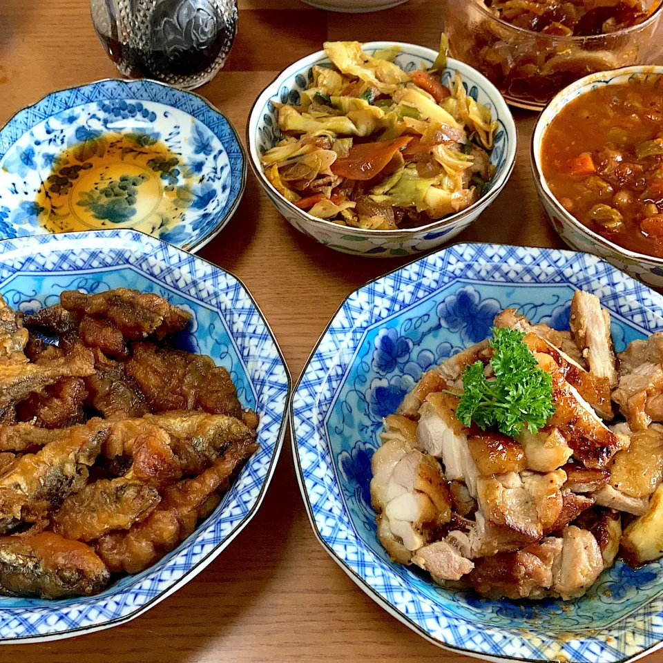 Snapdishの料理写真:鳥の照り焼きとあじ南蛮漬け|みんみんさん