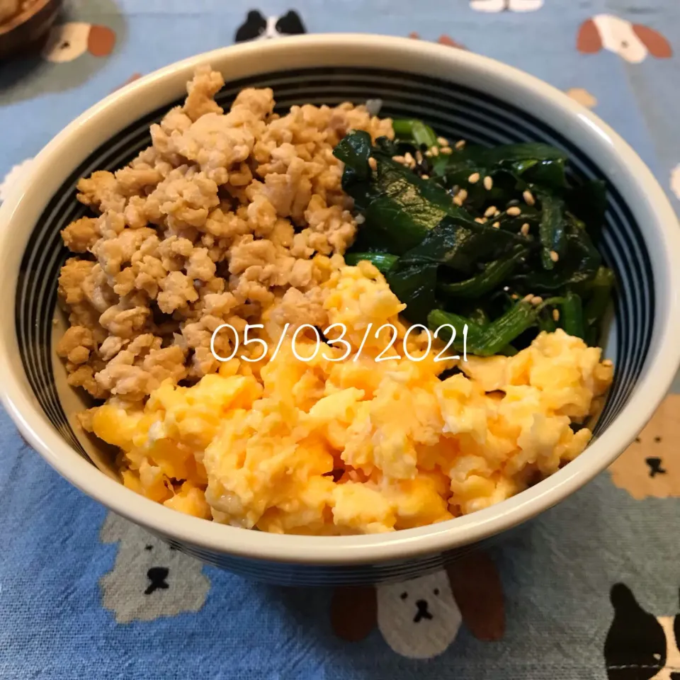 Snapdishの料理写真:三色丼|友さん