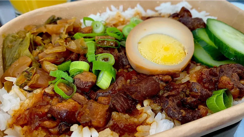 魯肉飯|女神さん