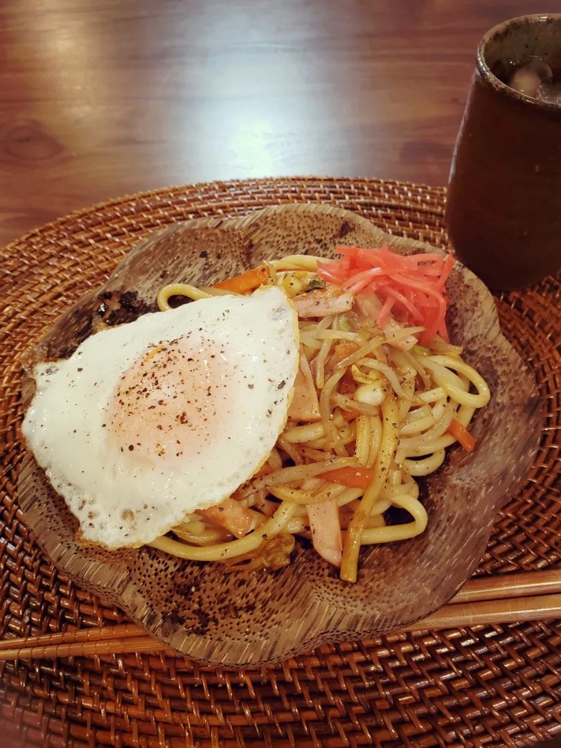 ランチ🥢焼きうどん🍳|omitsuさん