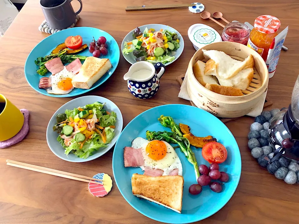 乃が美の食パン  むちっとせいろ蒸し＆サクッとトースト食べ比べ定食|こんぶさん