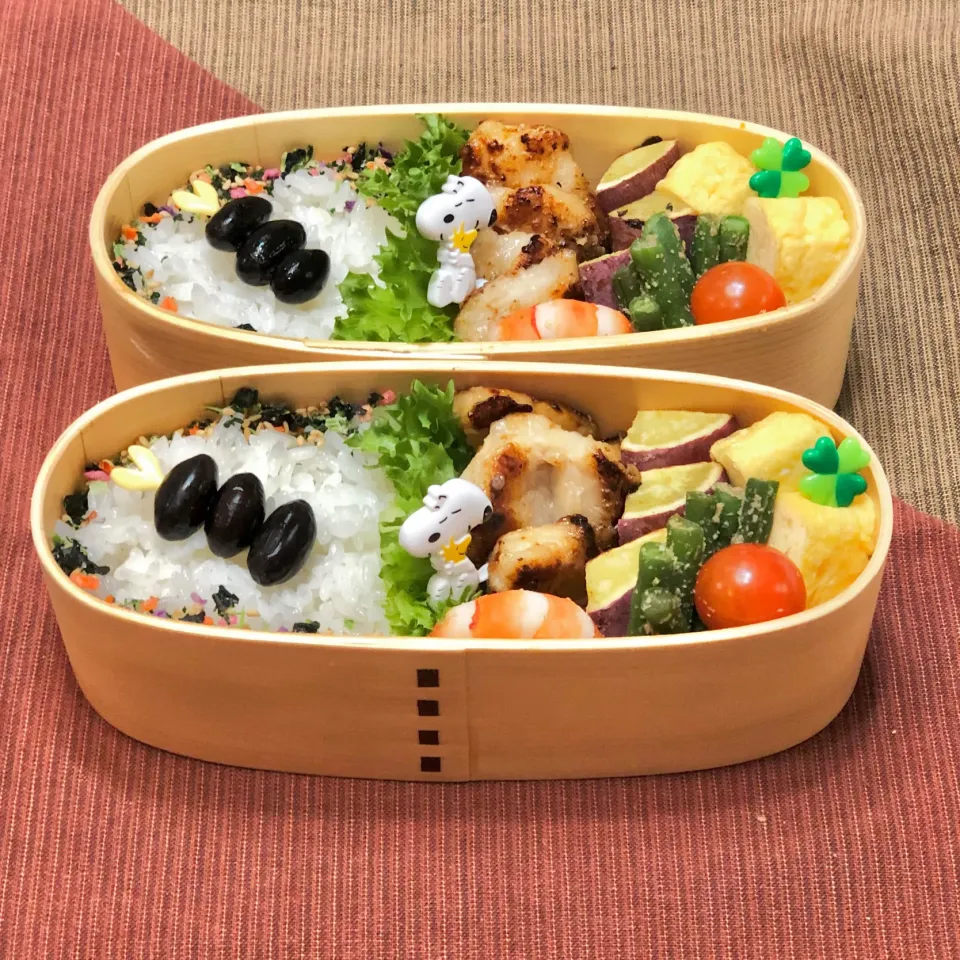 胸肉の揚げ焼き☘の双子ちゃんお弁当💙❤️ 1/28木|sweet homeさん