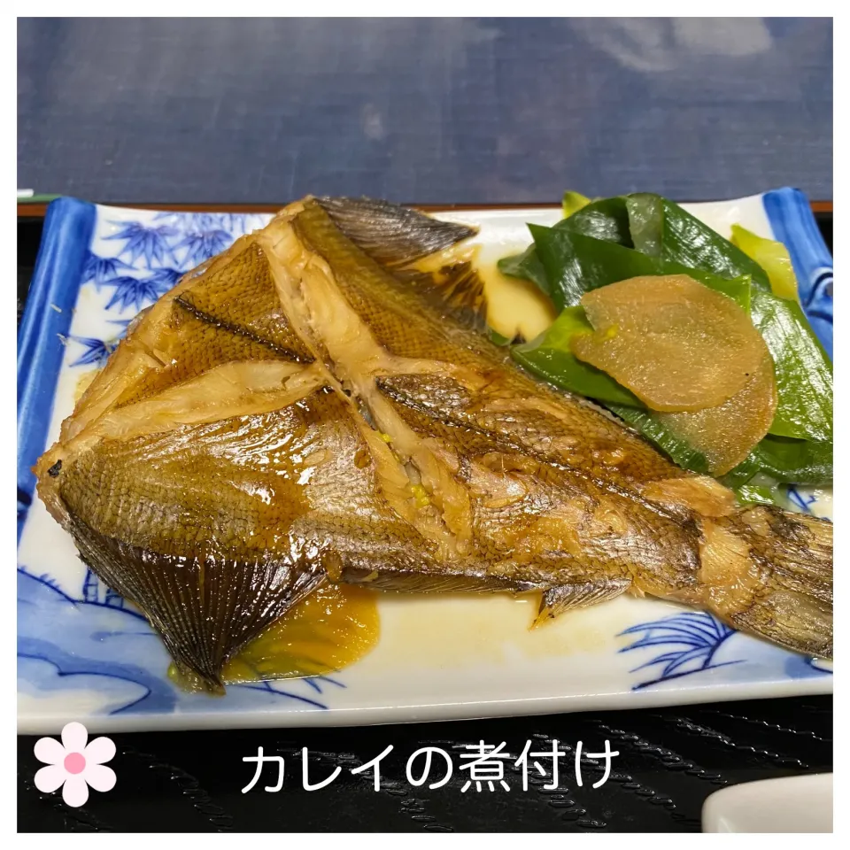 Snapdishの料理写真:カレイの煮付け|いのっちさん