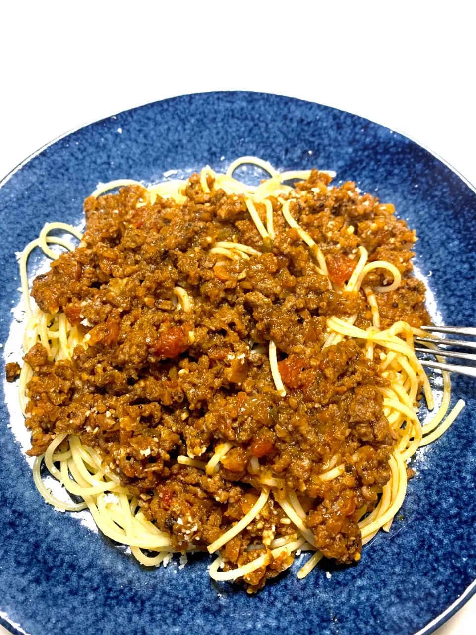 Snapdishの料理写真:Spaghetti and Homemade Bolognese Sauce|gonbenさん