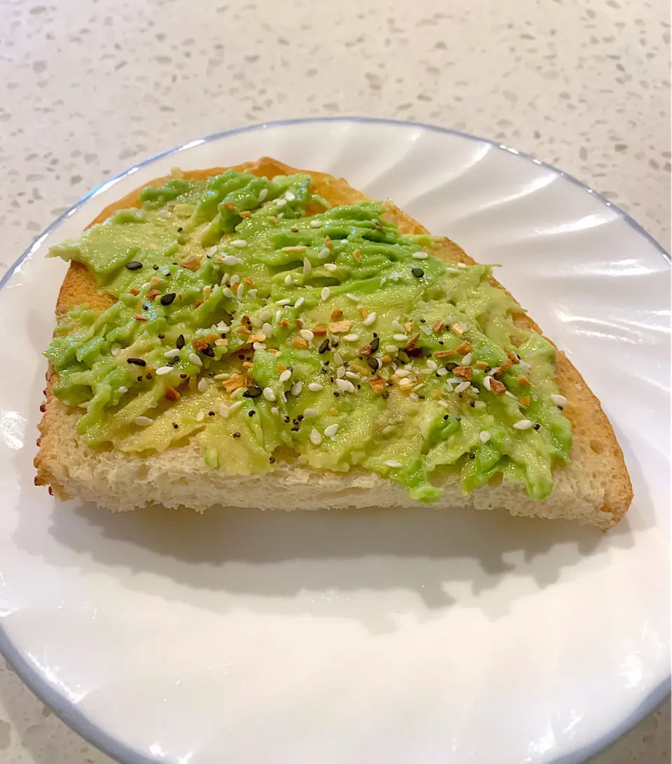 Avocado toast|🌺IAnneさん