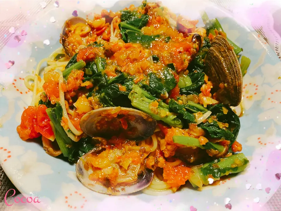 Snapdishの料理写真:Kentaro Kayamaさんの料理 今日のまかない「Vongole Rosso la primavera 」春のボンゴレロッソ🍝|cocoaさん