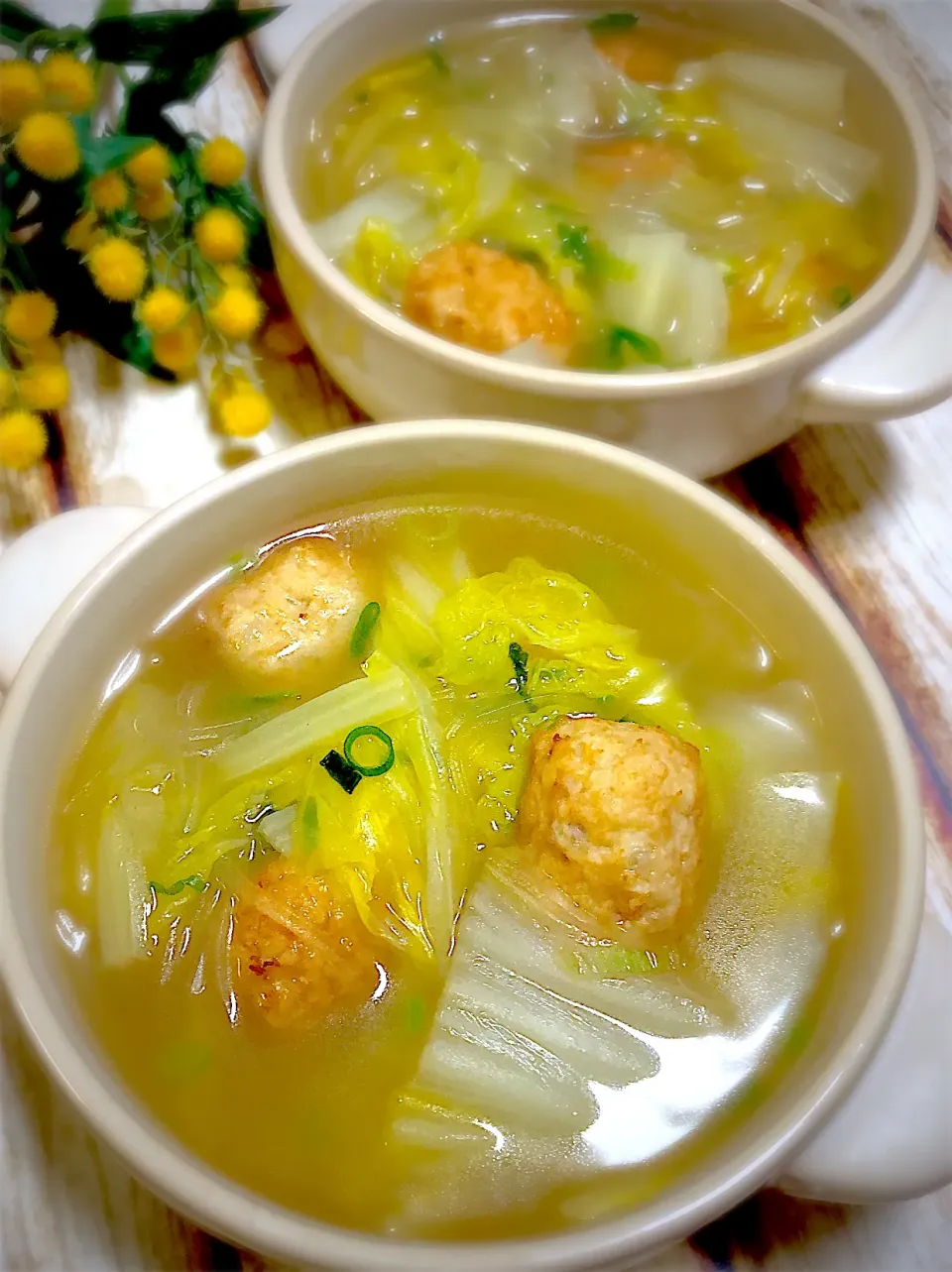 鶏団子と白菜の鍋風スープ😊マロニーちゃん入り|みゆきさん