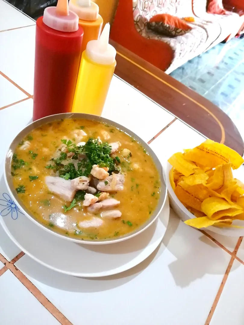 Encebollado|Juan Mendozaさん