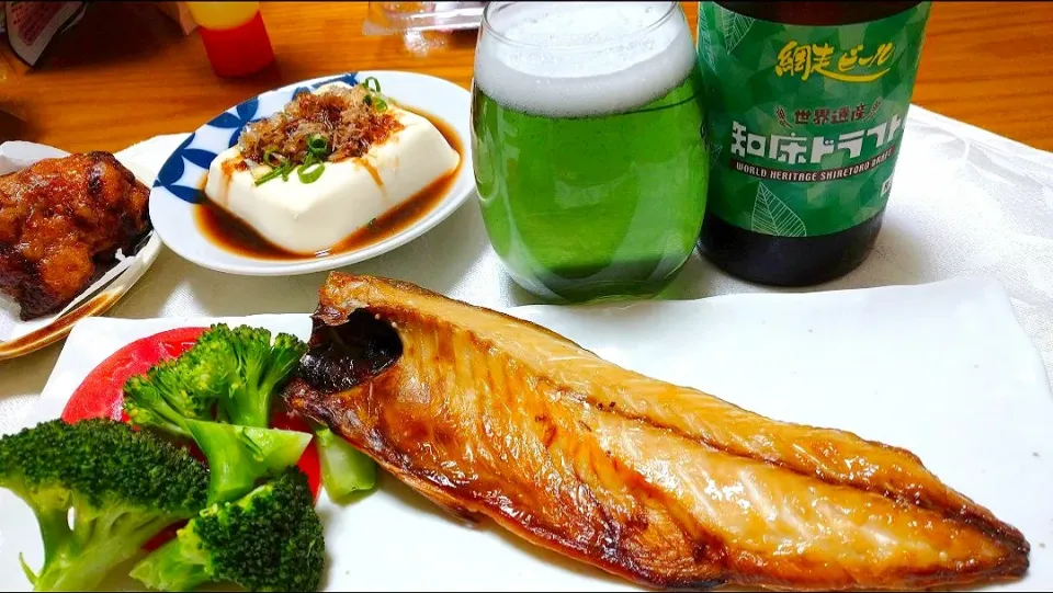 3/7の夕食
知床ドラフトで乾杯✨🍻🎶
海の色のような綺麗なグリーン|卯月さん