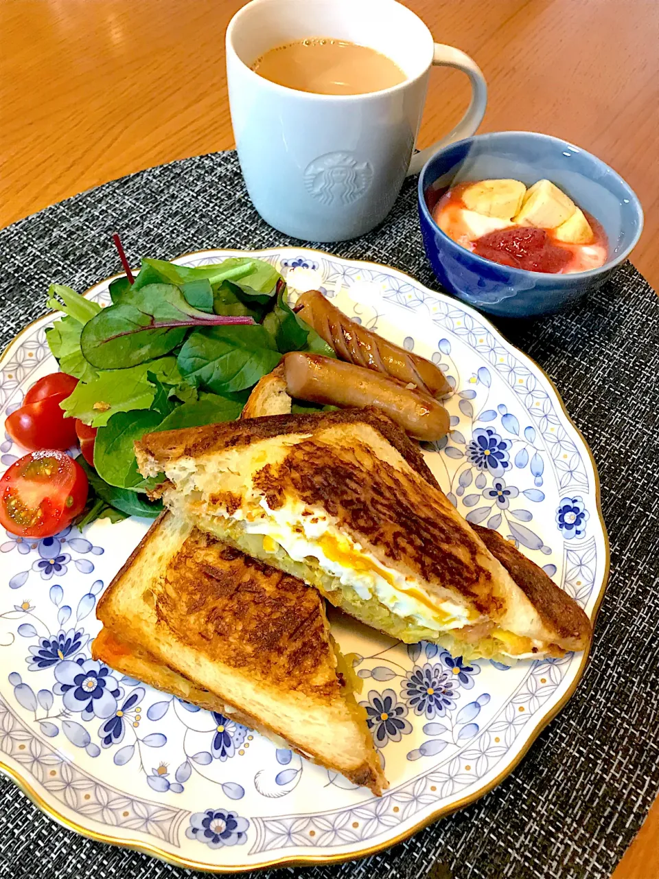 Snapdishの料理写真:パウルーでホットサンド|sobacoさん