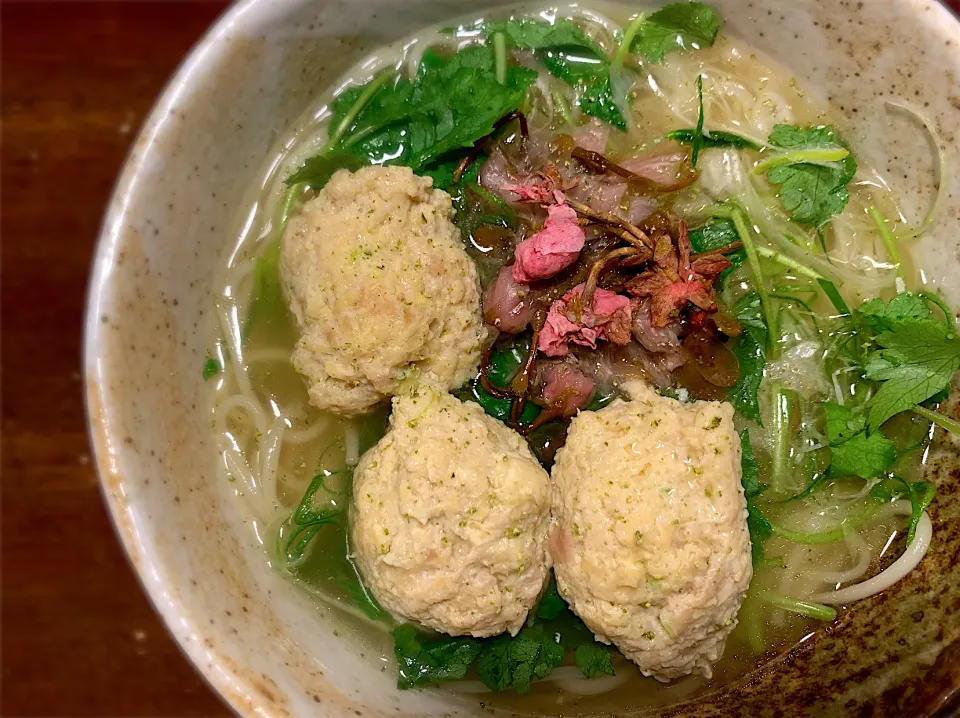 鶏つくねの桜葛餡かけ温めん|半田手延べそうめんの店 阿波や壱兆さん