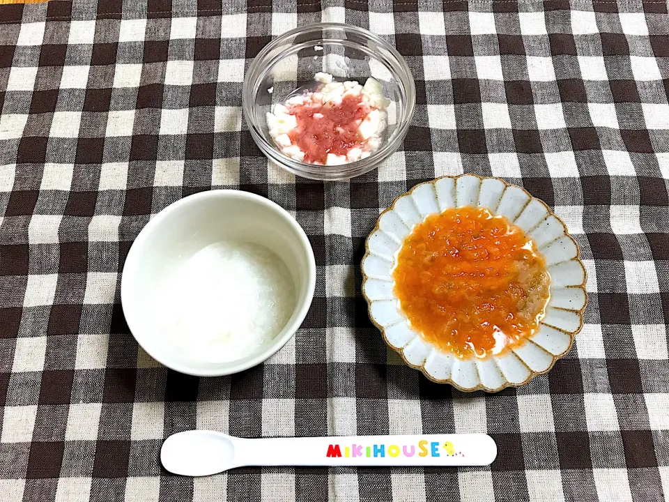 【離乳食】野菜の煮物、いちご豆腐、7倍がゆ|sayaさん