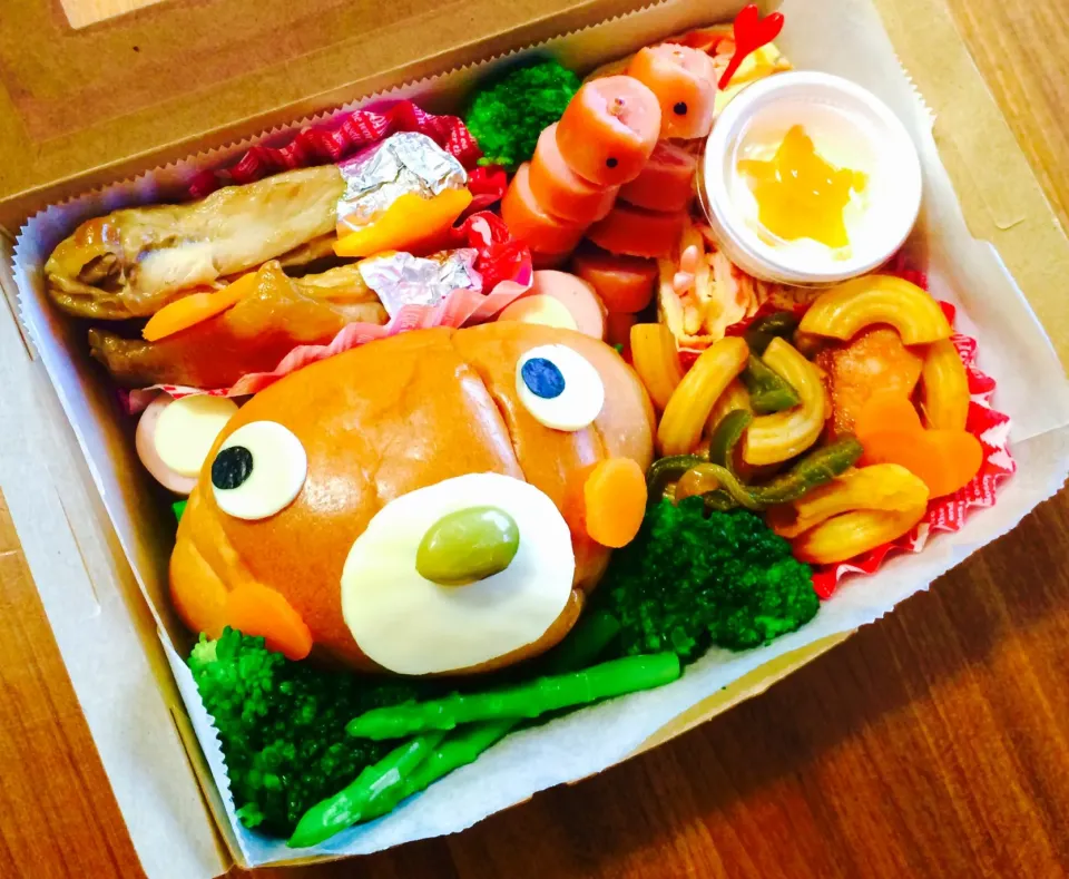 クマさんサンドイッチ弁当|@y@さん