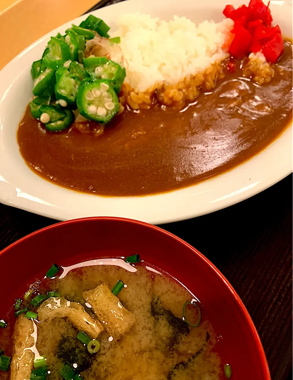 寝不足にしみる学食風カレー🍃|sakura_iroさん