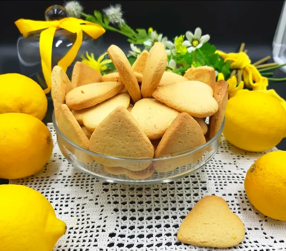 lemon flavored cookies|Στελλα Καραπετακουさん