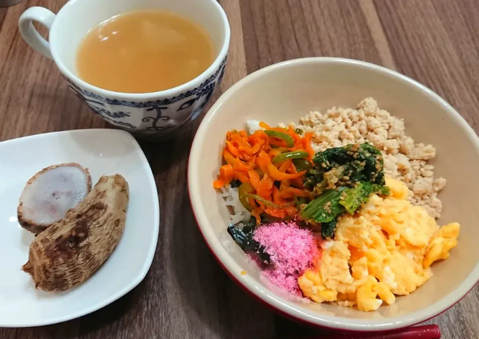 Snapdishの料理写真:五色丼|ゆりちさん