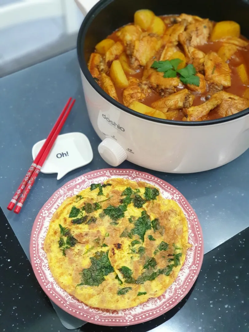 Omelette Celery + Curry Chicken|envymaqueenさん