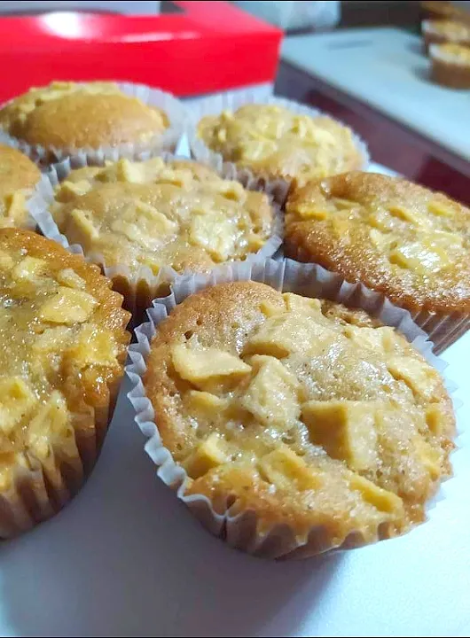 Apple Cinnamon Cupcakes|ReiNeさん