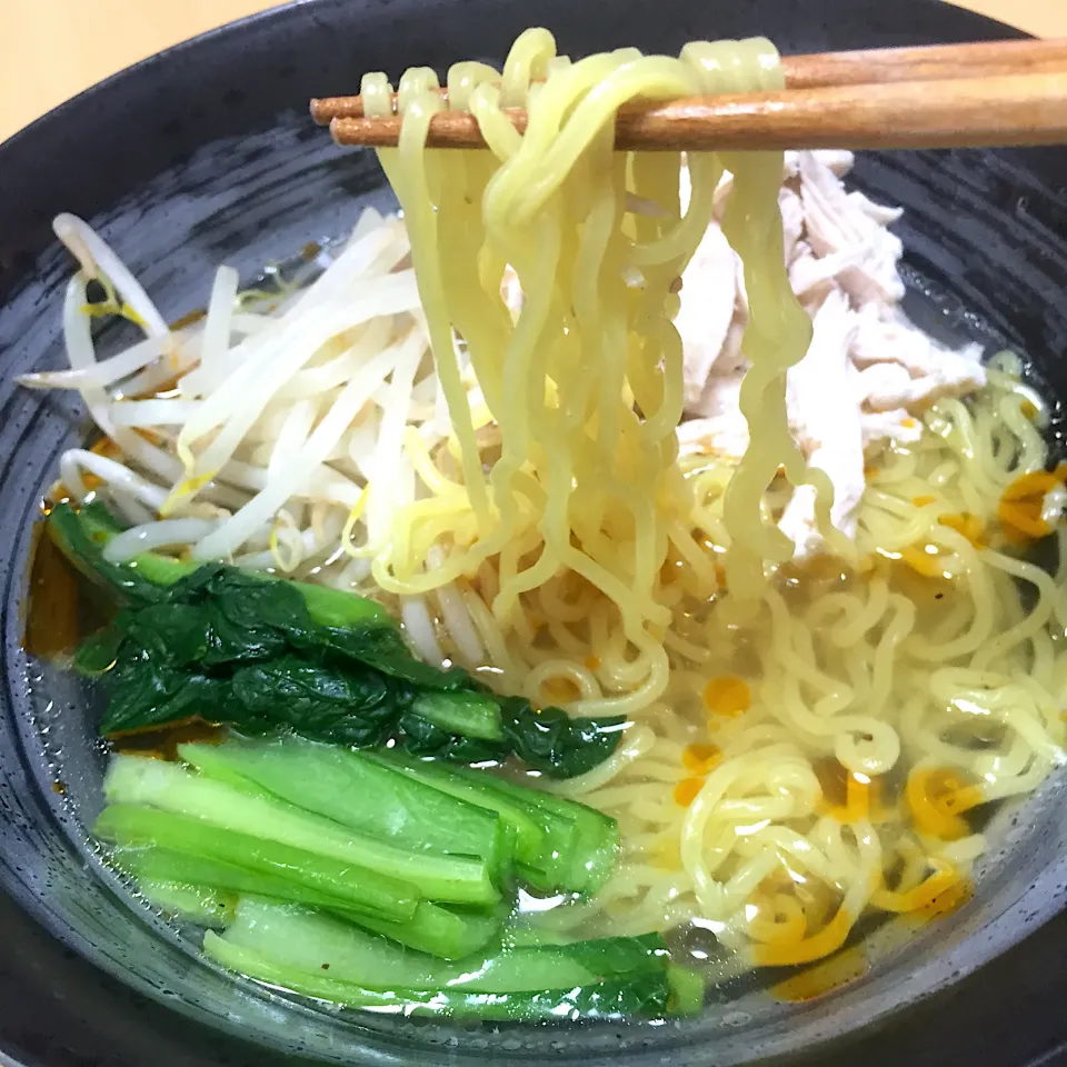 在宅勤務中の男飯(鶏塩ラーメン)|おおもりの星さん